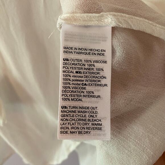 Chico's Women's size 1 / 8 / 10 White Lace Beaded Tunic Blouse Boho Sheer Gauze - Picture 11 of 11